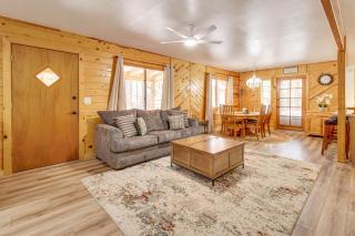 Hike, Fish and Golf Cabin with Fireplace in Pinetop! - Pinetop - 6