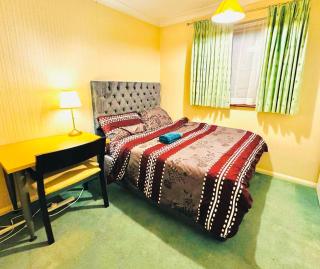 London Serviced Accommodation - Access Elizabeth line - 5