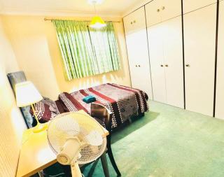 London Serviced Accommodation - Access Elizabeth line - 3