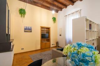 RomeoHouse - Central with wifi - Verona - 0