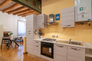 RomeoHouse - Central with wifi - Verona - 9