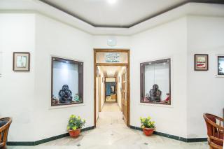 Hotel O Lukergunj Holidays - Muthiganj - 8