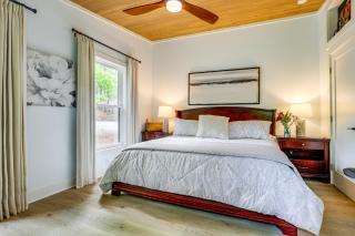 Lake Lanier Living! Retreat w/ Dock, Deck & Sauna - 1