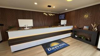 Days Inn by Wyndham Ridgecrest near China Lake Naval Station - Ridgecrest - 0