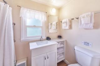 Anchorage Cottages #5 - Long Beach - 2