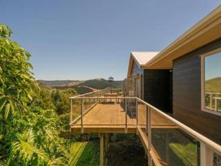 Hosts on the Coast Rural Sea and Vista - Whitianga - 9