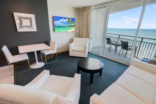 Brand New Oceanfront Honeymoon Suite, Pools, Views - Myrtle Beach - 0