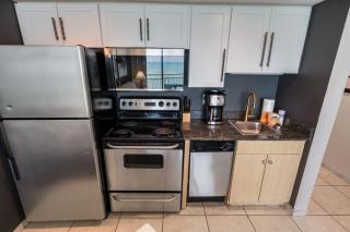 Brand New Oceanfront Honeymoon Suite, Pools, Views - Myrtle Beach - 1