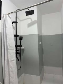 Royal Ocean Crest Mactan- 5R Staycation 1110C - 2