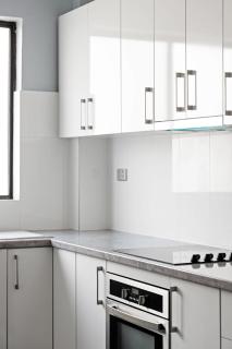 Spacious Ensuite Double Room in Belmore - Near Shops Eateries & More - Sydney - 1