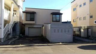 10-minute walk from Hakodate station, entire house, up to 10 people - 9