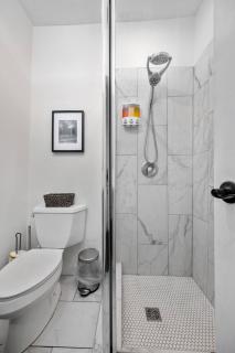 Duplex Cottage With Courtyard Historic District - 1