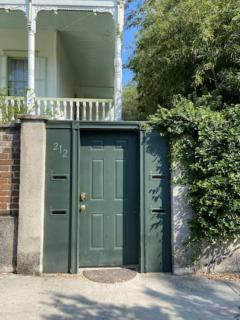 2BDR 2BATH Prime Location Walk to Forsyth Park! - 1