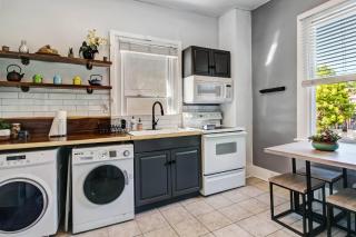 Spacious 2BDR Park Side Victorian District - Savannah - 4