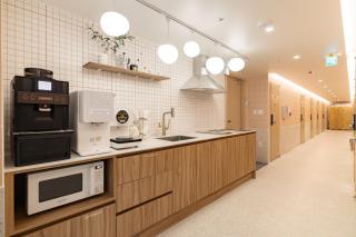 Slowon Hostel 슬로우온 호스텔 홍대 - 3