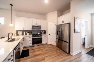 Luxury New 3BR CLE Clinic UnivCircle Little Italy - Cleveland - 5