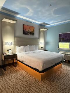 Baymont by Wyndham Texas City - 1