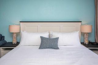 Stylish Oceanfront KING Pool FREE Tickets P22 - Myrtle Beach - 2
