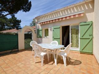 Maison T3 Bis à La Palmyre - Proche Mer et Commerces - Terrasse et Parking Privé - Tout Confort - FR-1-705-45 - Les Mathes - 0