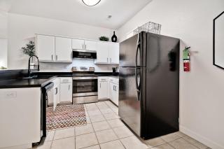 Stylish Bentonville Apartment - Bentonville - 3