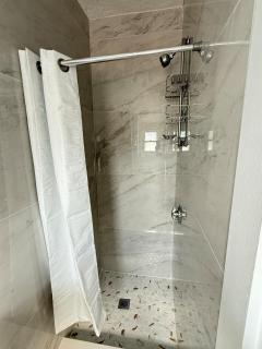 Ocean View Cozy Stay - Hull - 4
