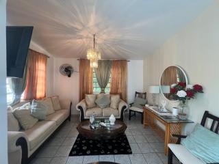 Beachside Hammock Haven - 3BR Centrally located - San Juan - 0