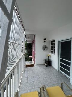 Beachside Hammock Haven - 3BR Centrally located - San Juan - 9