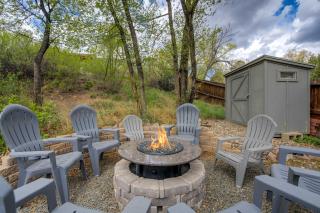 Traveler's Terrace Old Colorado City Fire Pit - 6