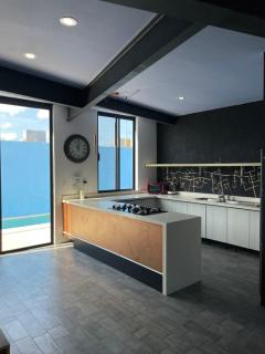 Enorme casa con piscina, ideal para familias y grupos - Playa del Carmen - 4