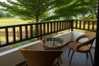 Luxury Beachfront Apt - Samsuria Beach View Resort - Kampong Gebeng - 9
