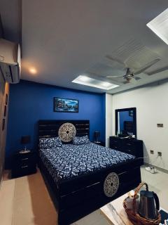 Cozy One-Bed Studio Retreat - Rawalpindi - 9