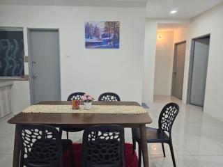 DhiyaAdraHomestay - Chemor - 9