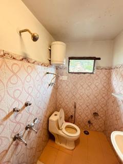 The Hamlet Stay - 6