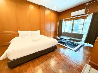 Stay On Sukhumvit Soi 11 BTS Nana - 3