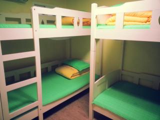 Blue Backpackers Hostel - 3