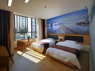 Thank Inn Hotel Sichuan Ya'An Hanyuan County Huanhu Road - Hanyuan - 4