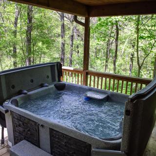 Couples Paradise I - by The Chalets - Logan - 8