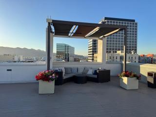 Elegant & Charming 2BR Apartment - 1