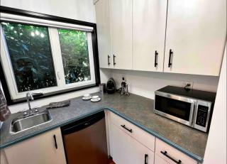 The Family Cottage - 9