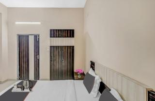 BHUBNESWAR HOTEL # Sri Krishna Bhubaneshwar - Luxury And Spacious Room - Lift Facilities Fully Air Conditioned Hotel -Premium hotel - Bhubaneshwar - 8
