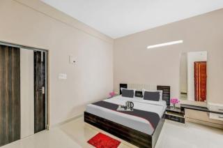 BHUBNESWAR HOTEL # Sri Krishna Bhubaneshwar - Luxury And Spacious Room - Lift Facilities Fully Air Conditioned Hotel -Premium hotel - Bhubaneshwar - 1