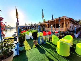 Aziz Palace Group of Houseboats - Jāmb - 7
