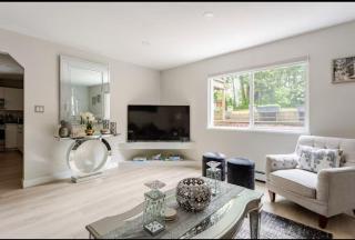 Entire 2 Bedrooms 2 bathrooms private suite in Coquitlam - Coquitlam - 7