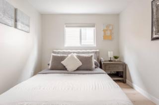 Entire 2 Bedrooms 2 bathrooms private suite in Coquitlam - Coquitlam - 1