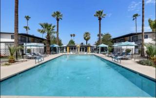 Ultimate Getaway Apartment w/ Firepit & Fitness! - Phoenix - 9