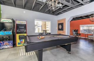 Ultimate Getaway Apartment w/ Firepit & Fitness! - 7