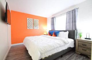 Ultimate Getaway Apartment w/ Firepit & Fitness! - Phoenix - 0