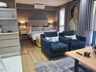 112 Luxury Studio at The Gallery - Knysna - 1