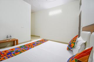FabHotel Jayaditya Palace - Ayodhya - 1
