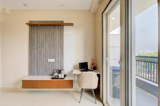 The Lodgers 1 BHK Serviced Apartments Near Artemis Hospital Sector 52 - 5